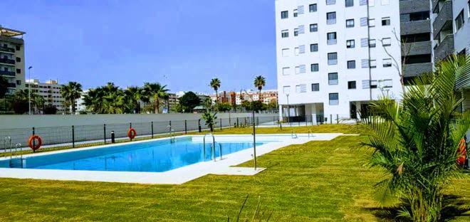 Ático con Piscina y Vistas al Mar Parque Litoral Málaga Exterior foto