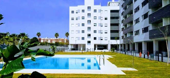 Ático con Piscina y Vistas al Mar Parque Litoral Málaga Exterior foto